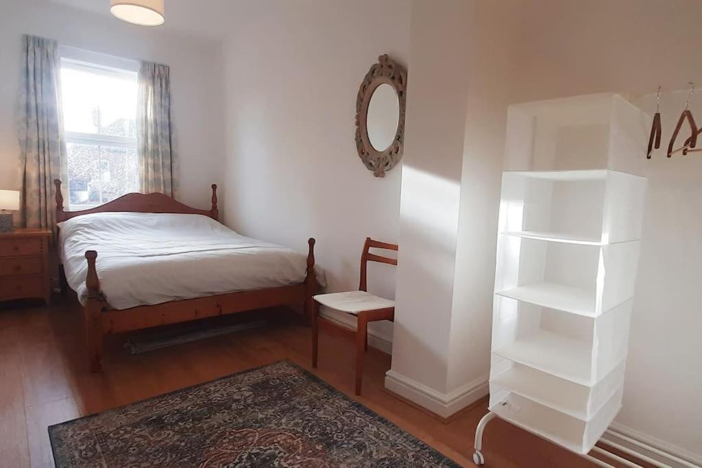 Stylish Victorian House * Watford (Hertfordshire)